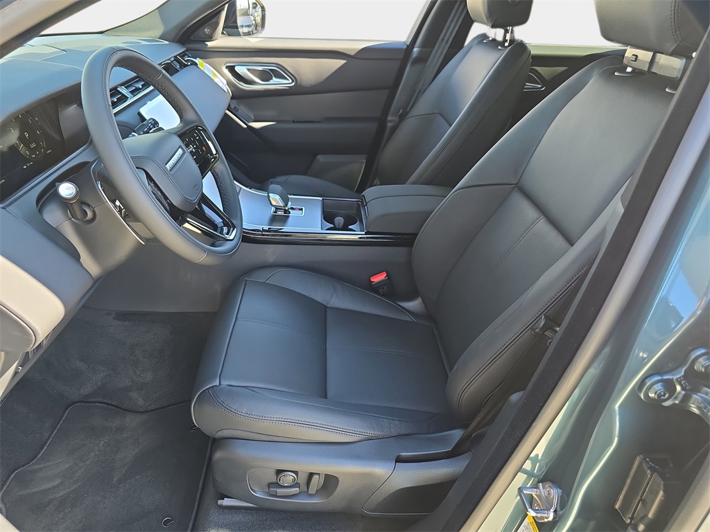 2026 Land Rover Range Rover Velar S photo 14