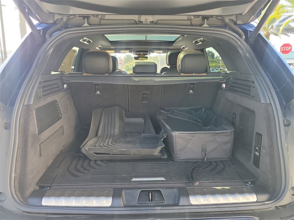 2023 Land Rover Range Rover Sport SE photo 10