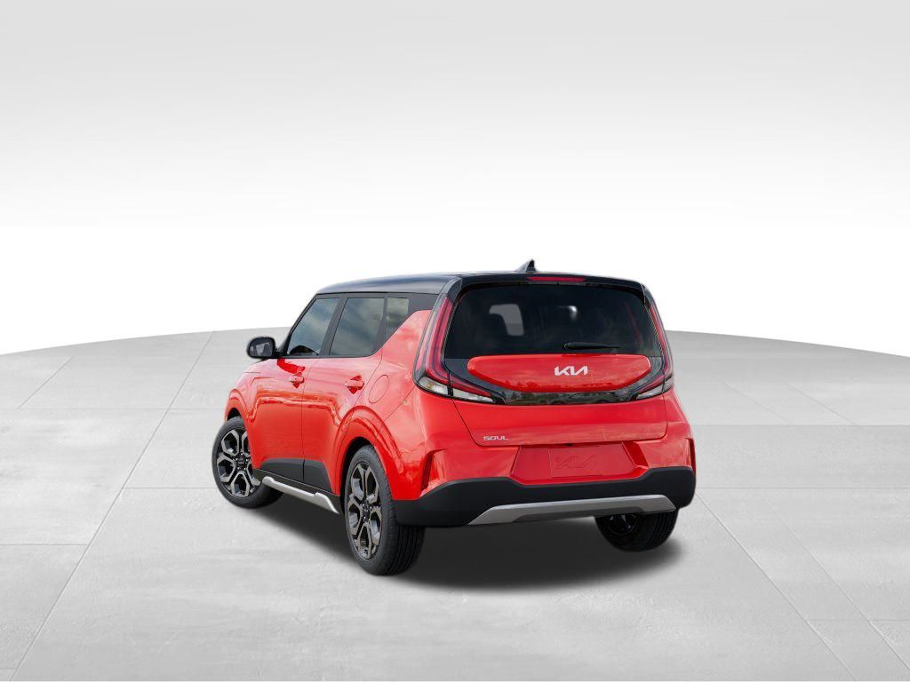 2025 Kia Soul EX photo 4