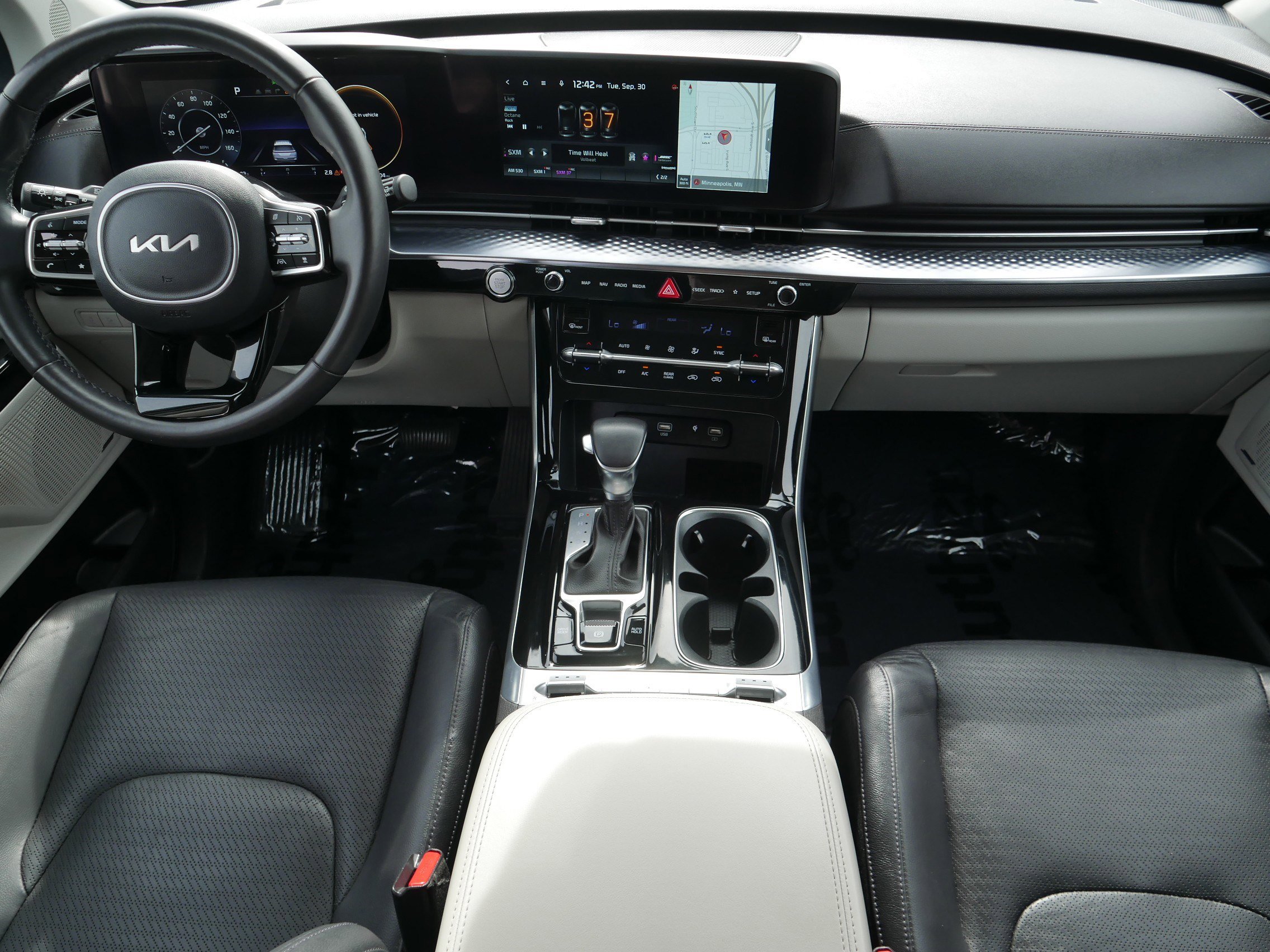 2023 Kia Carnival SX Prestige photo 10