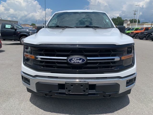 2024 Ford F-150 XLT photo 2