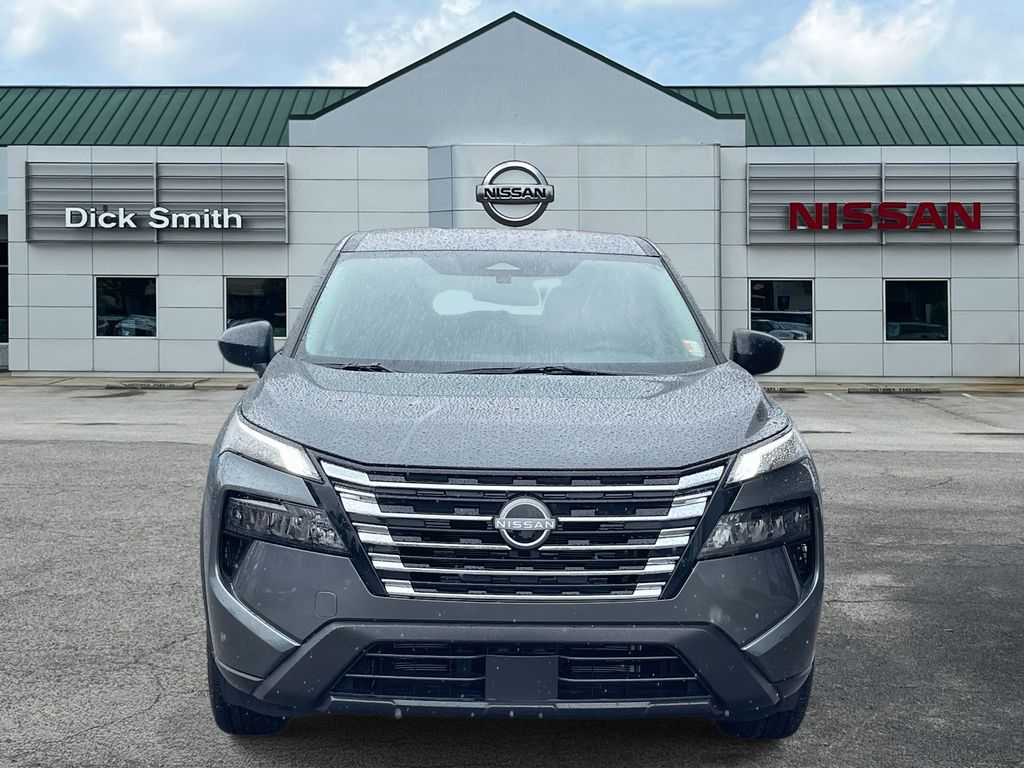 Used 2025 Gray Nissan S image 2