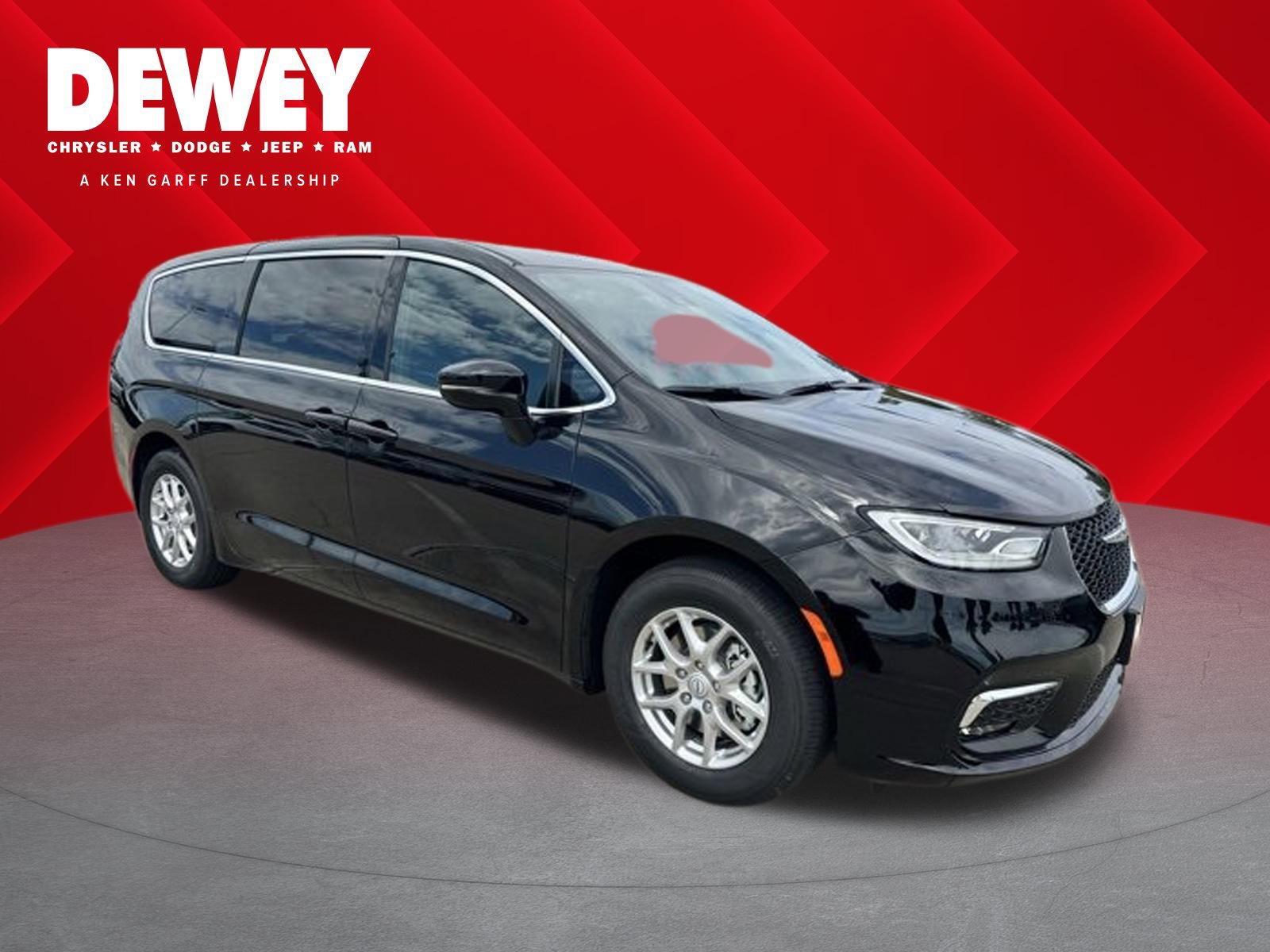 2026 Chrysler Pacifica Select's photo