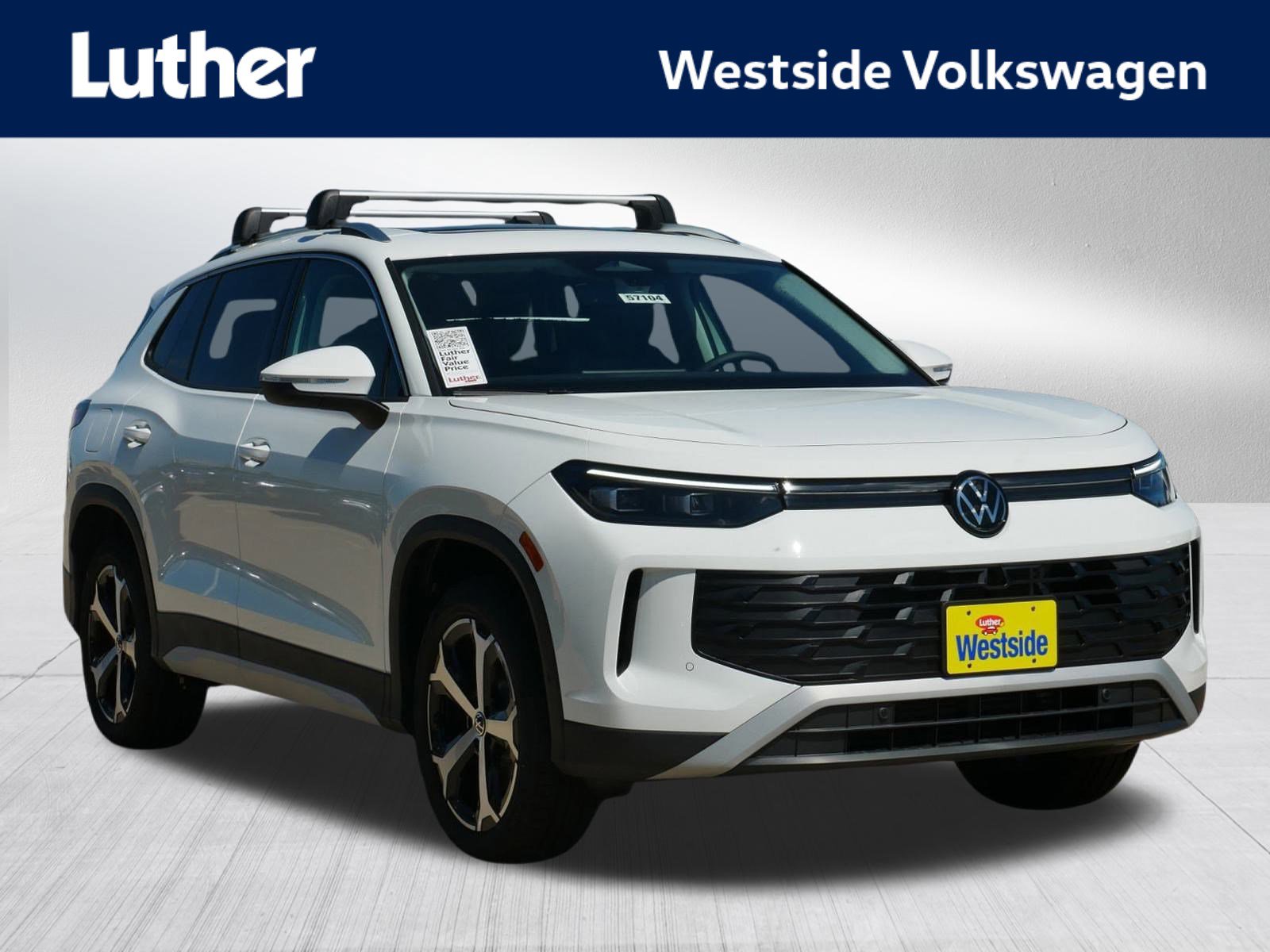 2025 Volkswagen Tiguan SE's photo