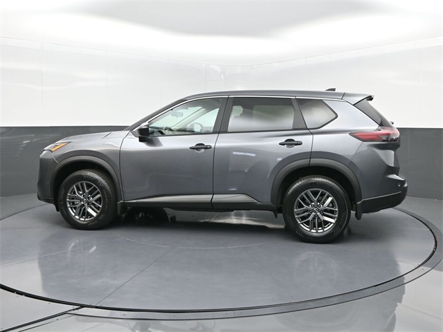 2026 Nissan Rogue S photo 3