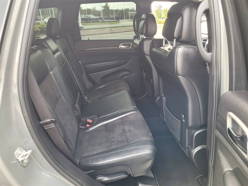 2020 Jeep Grand Cherokee Altitude photo 10