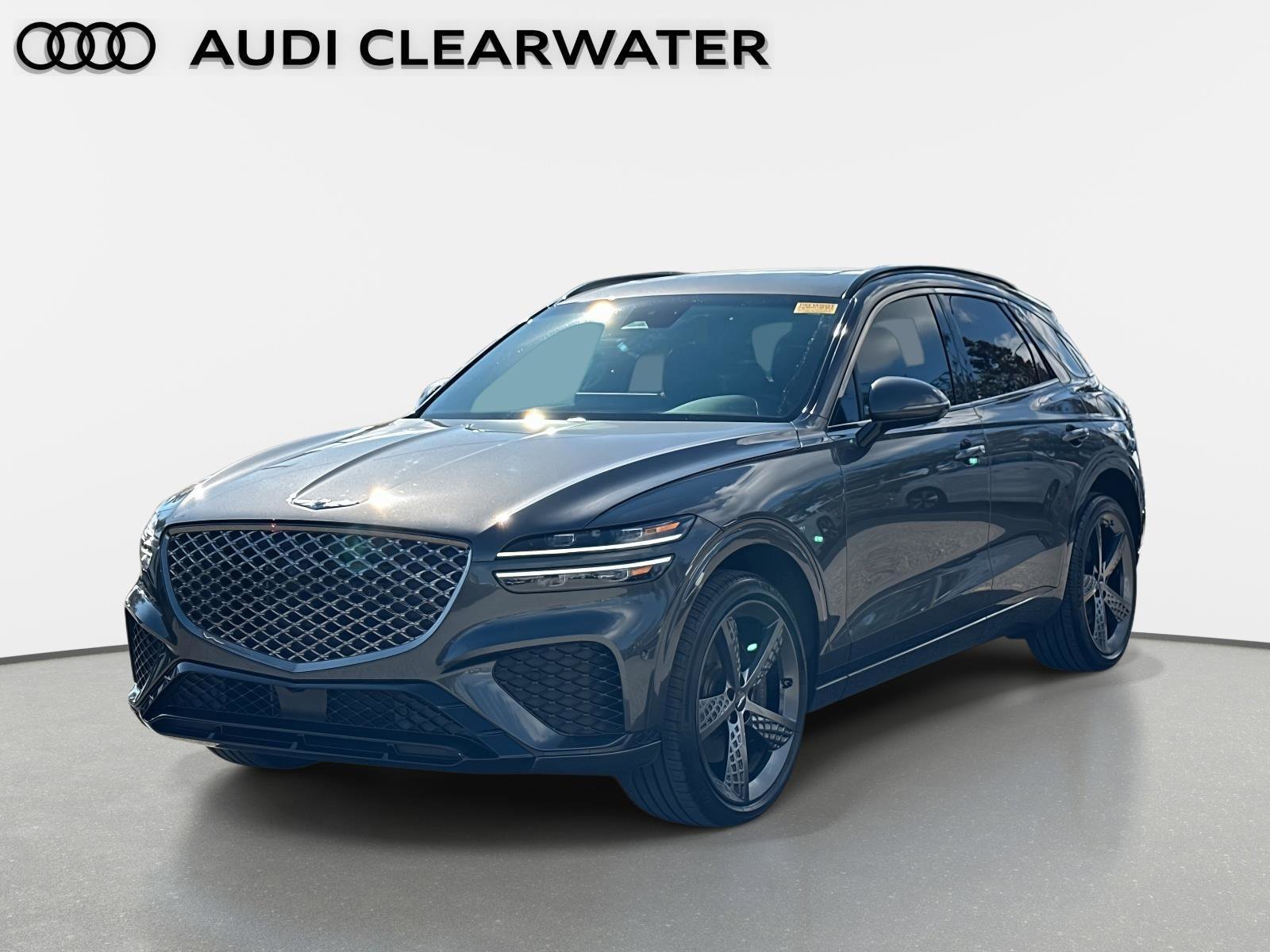 2024 GENESIS GV70 Standard's photo