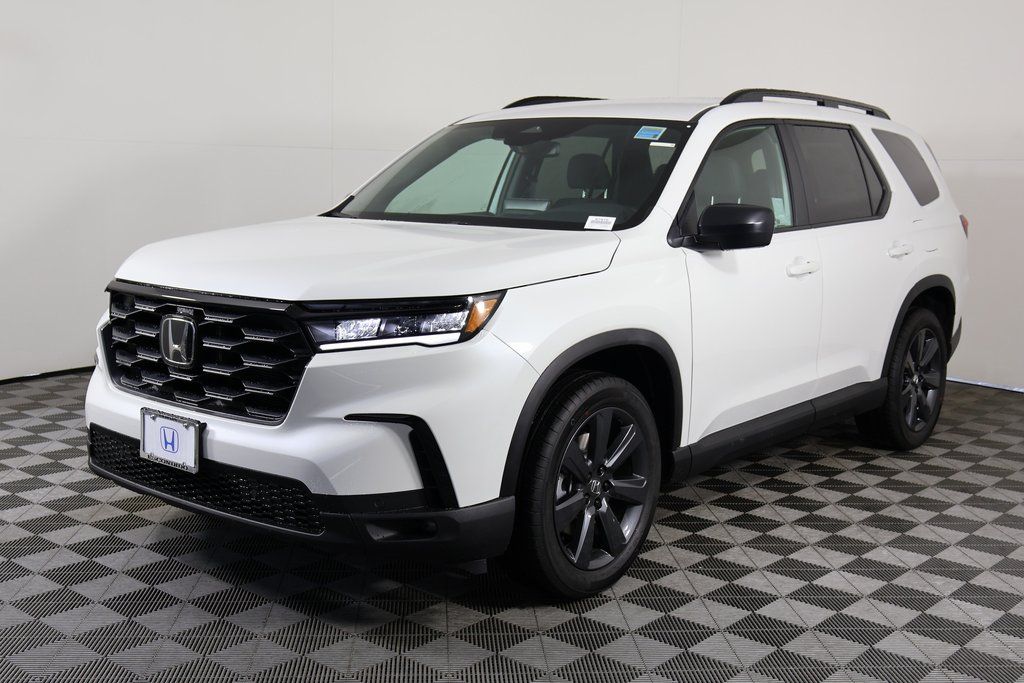 2025 Honda Pilot Sport's photo