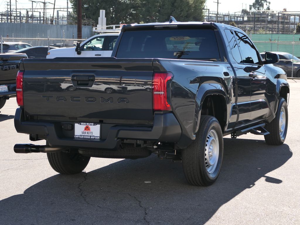 2025 Toyota Tacoma SR XtraCab photo 3