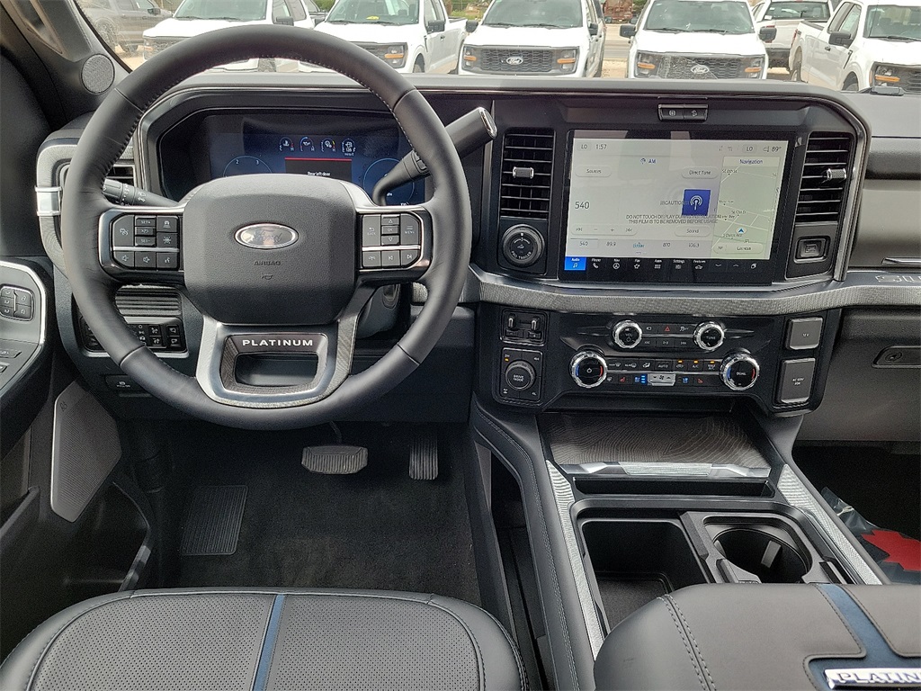 2025 Ford F-350 photo 16