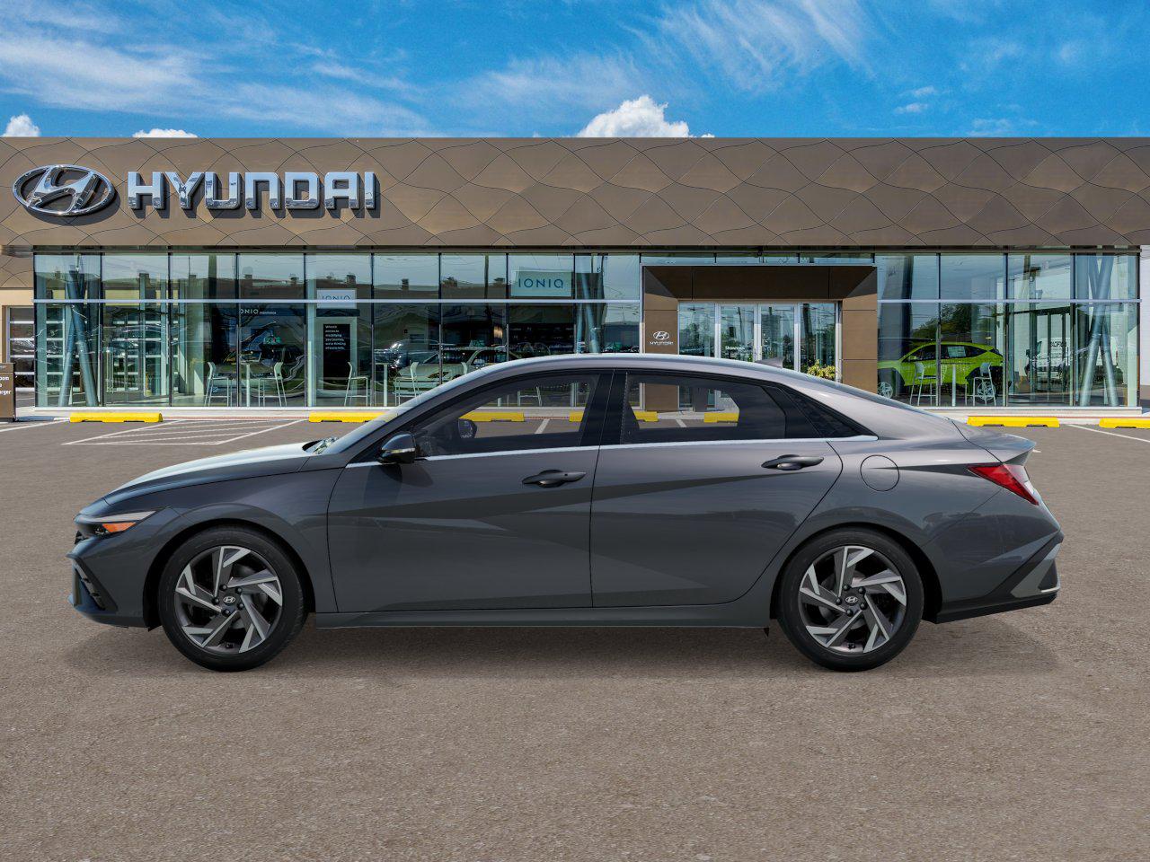 2025 Hyundai Elantra Limited photo 2