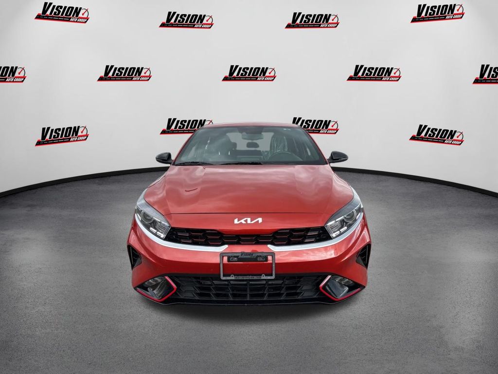 2023 Kia Forte GT-Line photo 2