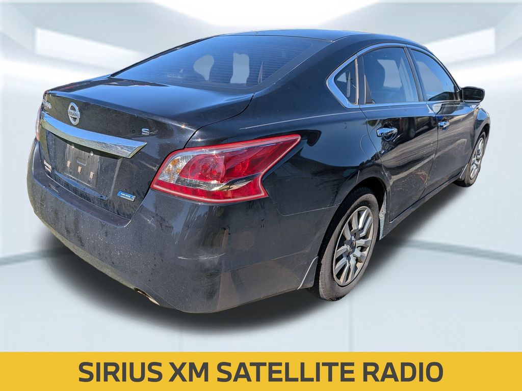 2013 Nissan Altima 2.5 S photo 4