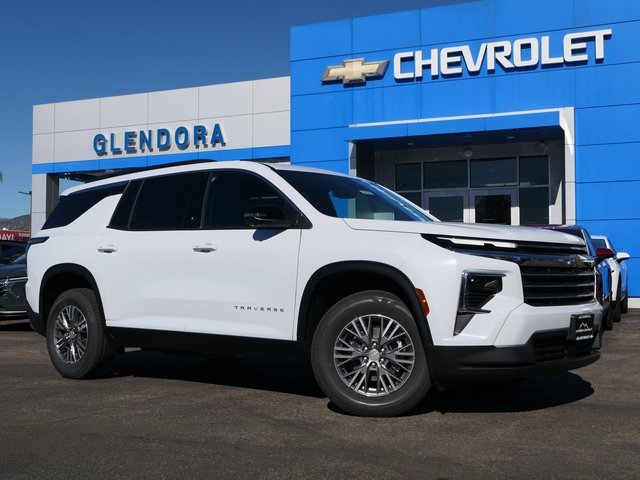 2026 Chevrolet Traverse LT's photo