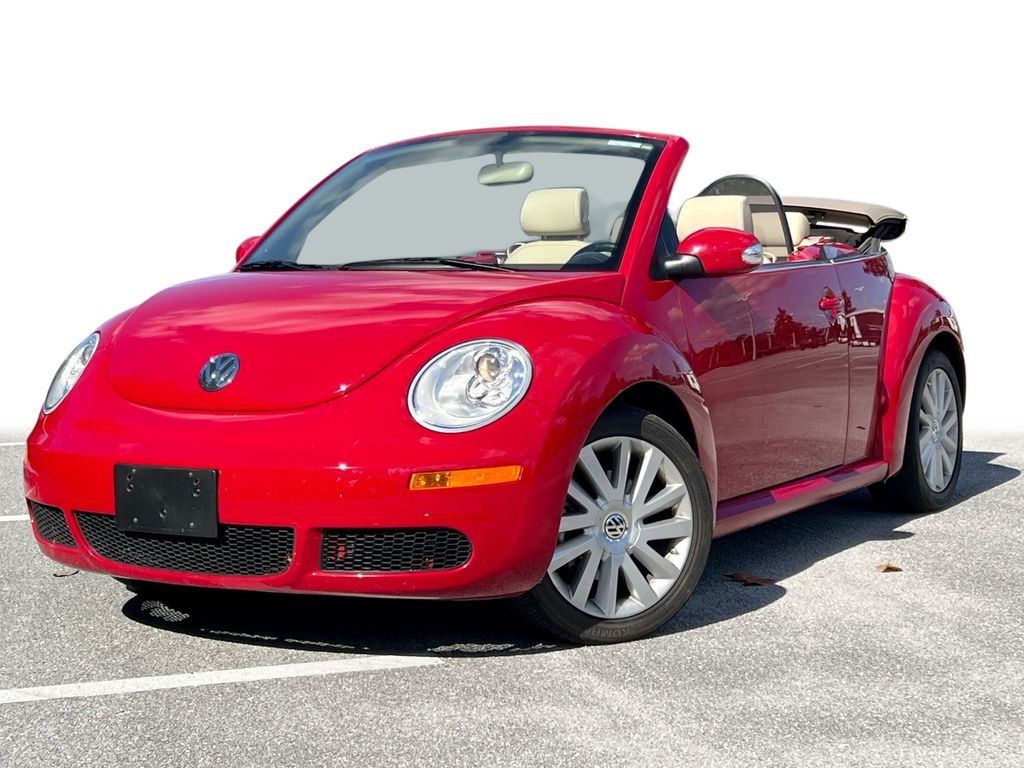 2010 Volkswagen New Beetle Base