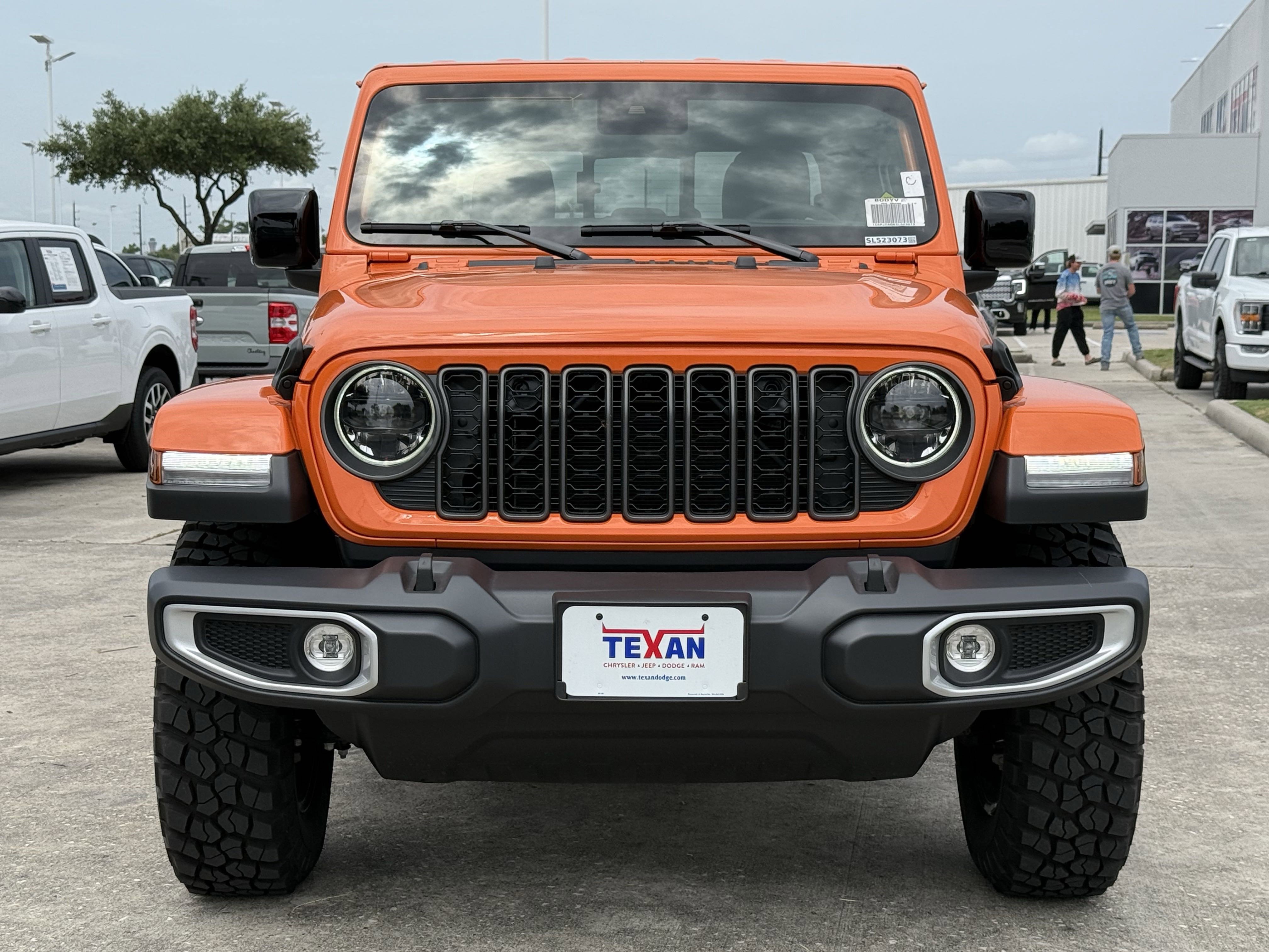 2025 Jeep Gladiator Texas Trail photo 3