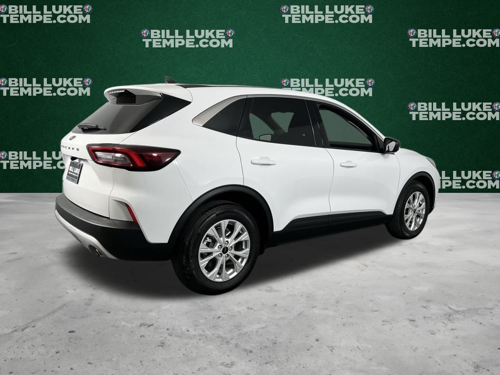 2023 Ford Escape Active photo 3