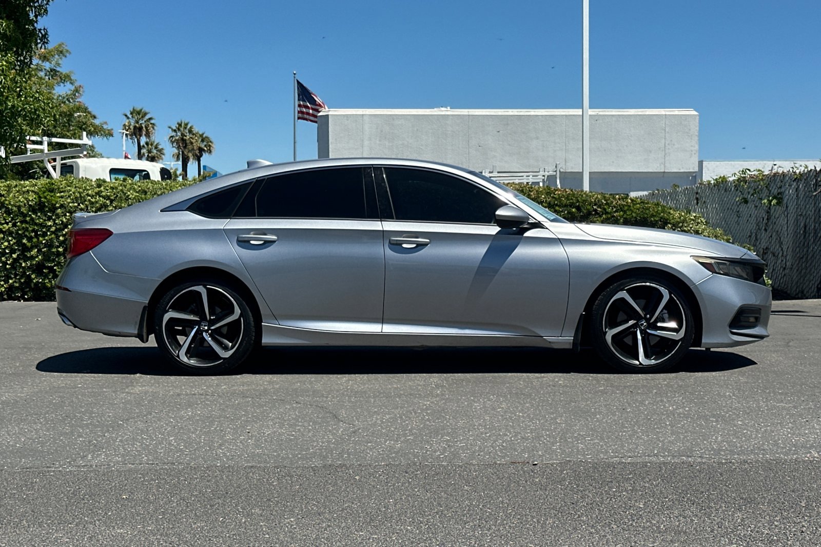 2019 Honda Accord Sport 1.5T photo 3