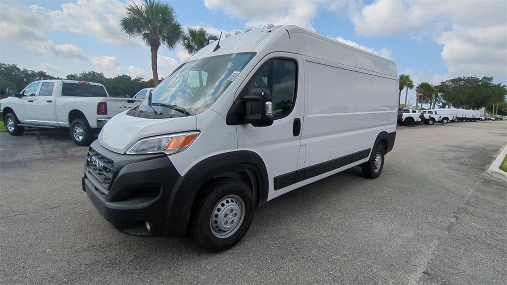2025 Ram ProMaster 2500 photo 4