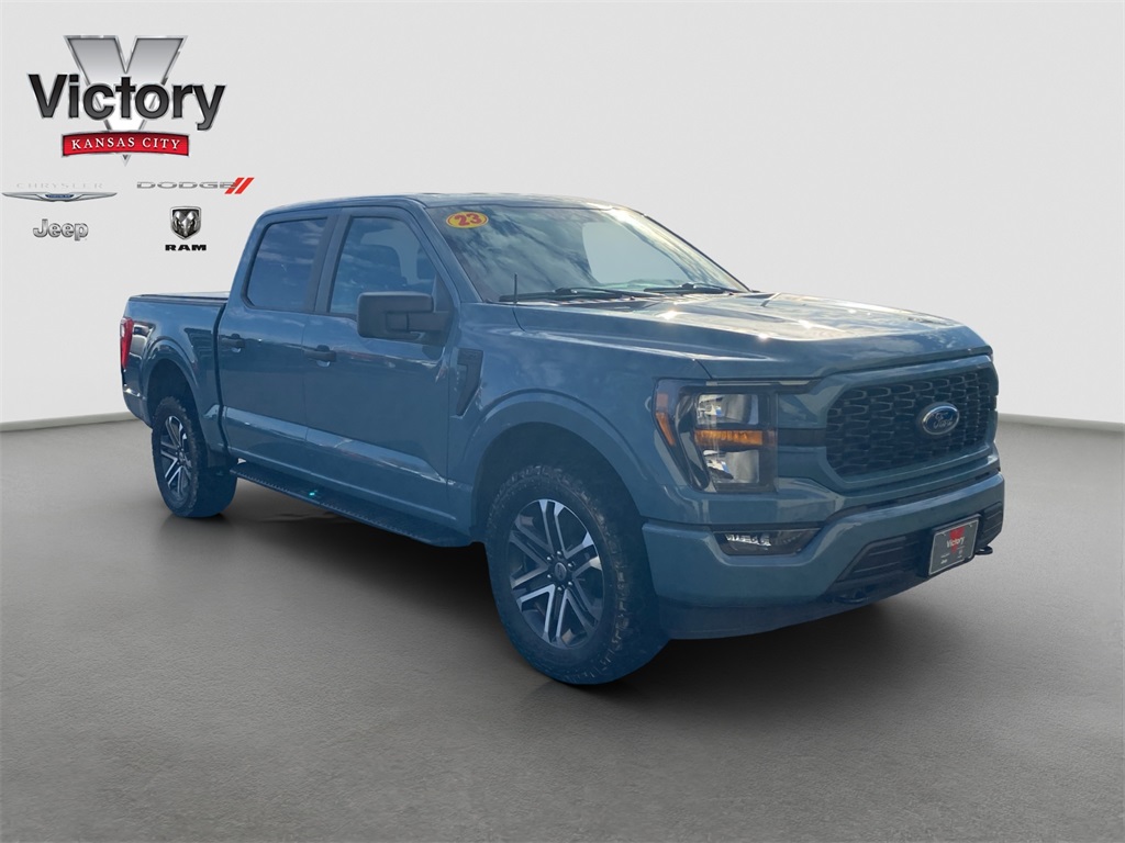 2023 Ford F-150 XL's photo