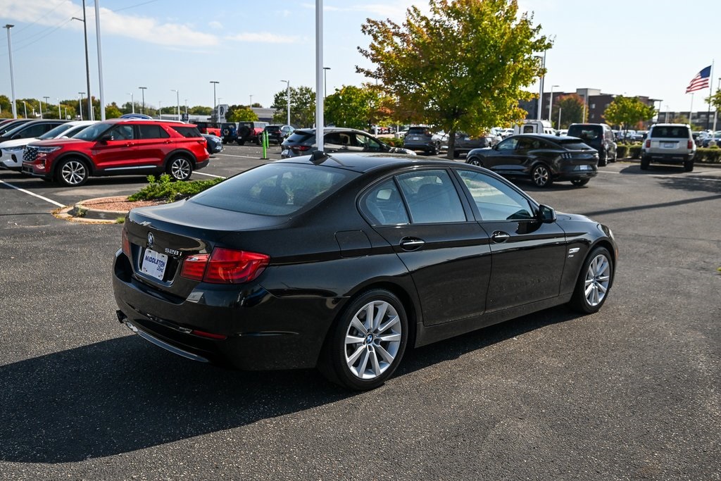 2012 Bmw 528xi 5-Series photo 3