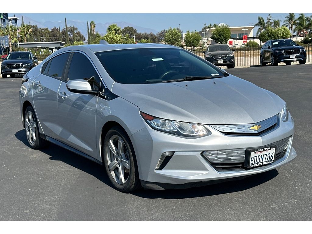 2018 Chevrolet Volt LT photo 8