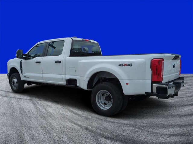 2026 Ford F-350 XL photo 4