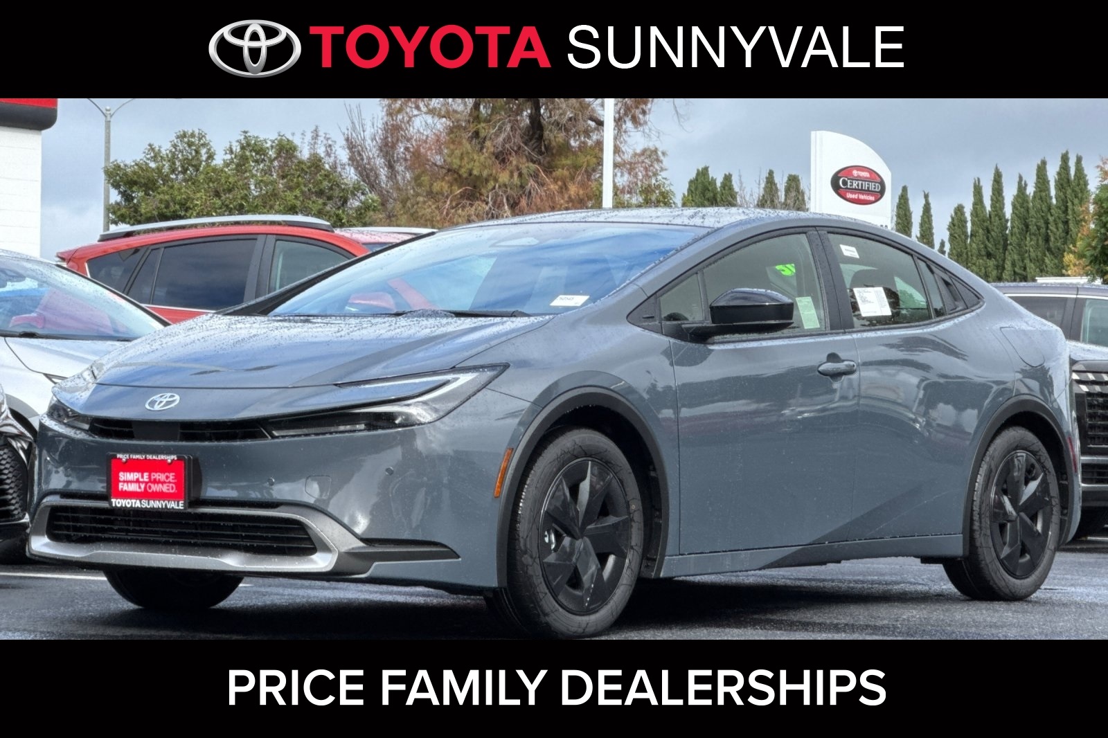 2026 Toyota Prius SE's photo