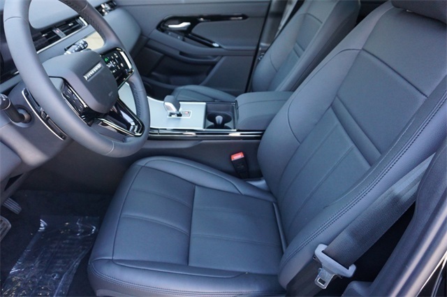 2024 Land Rover Range Rover Evoque S photo 4