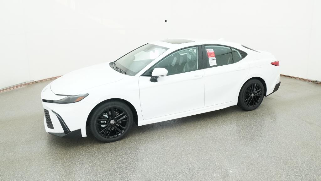 2025 Toyota Camry SE photo 7