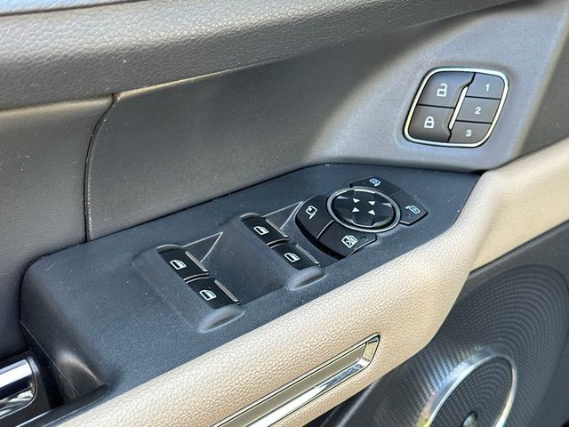 2023 Ford Expedition Limited photo 13