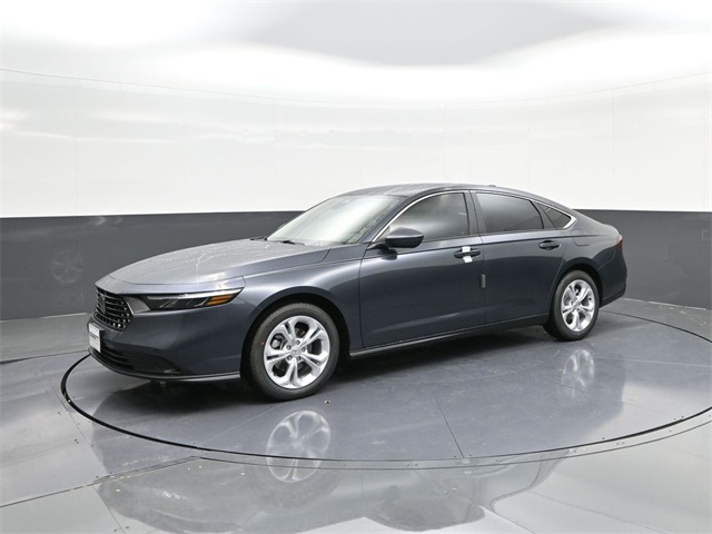 2025 Honda Accord LX's photo