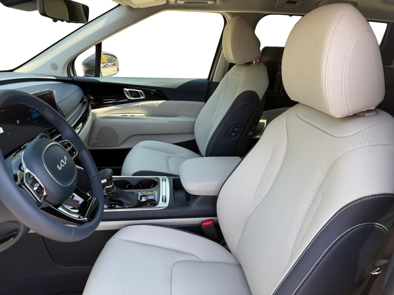 2026 Kia Carnival SX Prestige photo 8