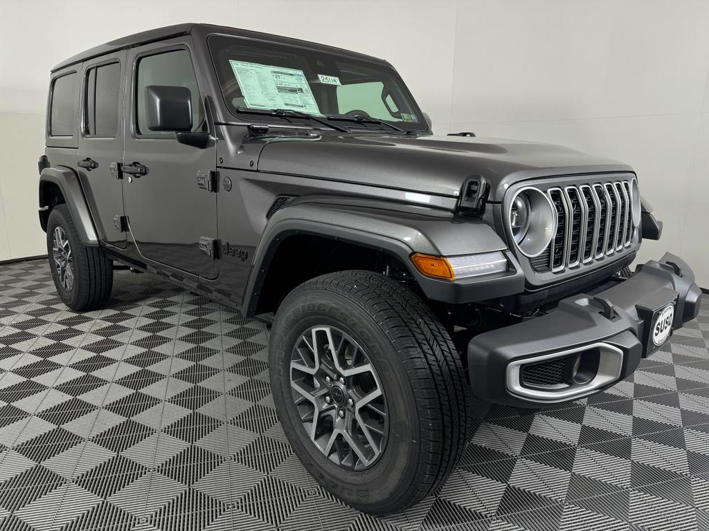 2025 Jeep Wrangler Sahara photo 16