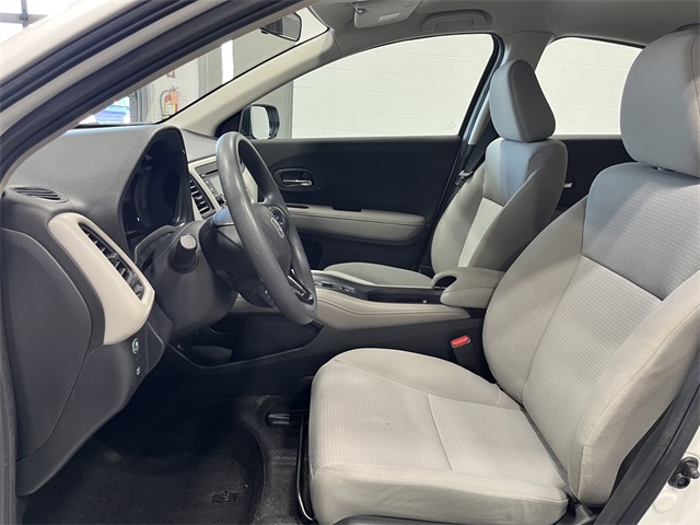 2020 Honda HR-V LX photo 11