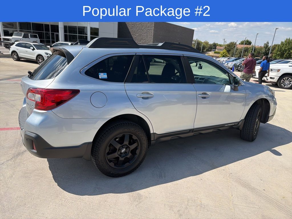 2018 Subaru Outback 3.6R Limited photo 3