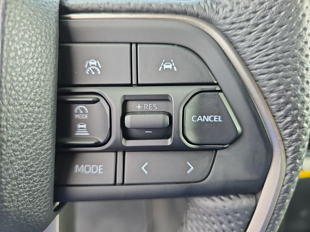 2024 Toyota Tacoma TRD Off-Road photo 17