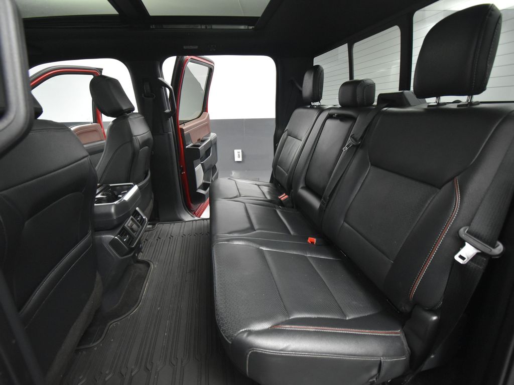 2021 Ford F-150 Lariat photo 32