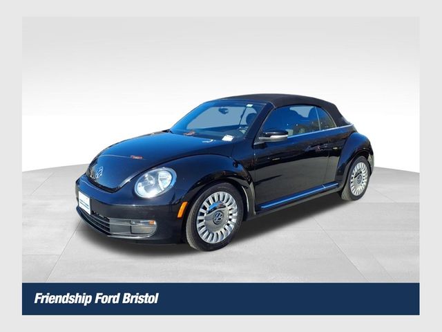 2016 Volkswagen Beetle S's photo