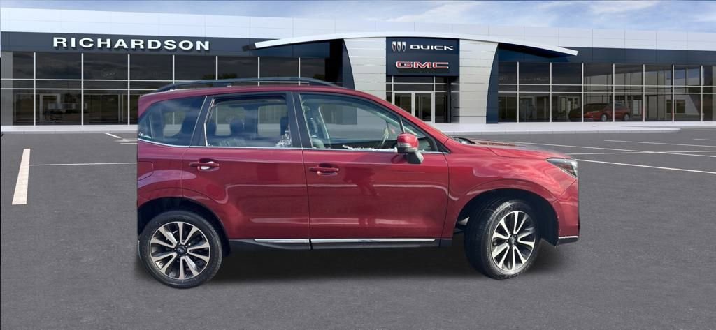 2017 Subaru Forester Touring photo 3