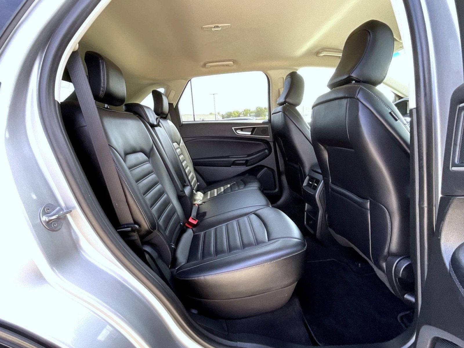 2024 Ford Edge SEL photo 19
