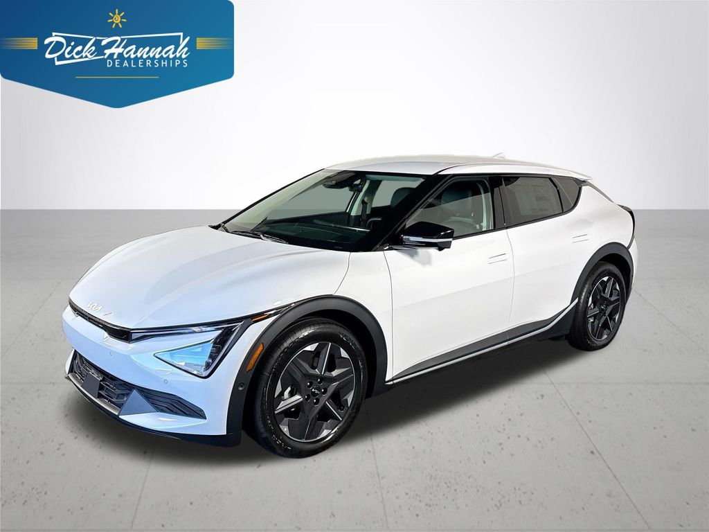 2025 Kia EV6 Light L/R's photo