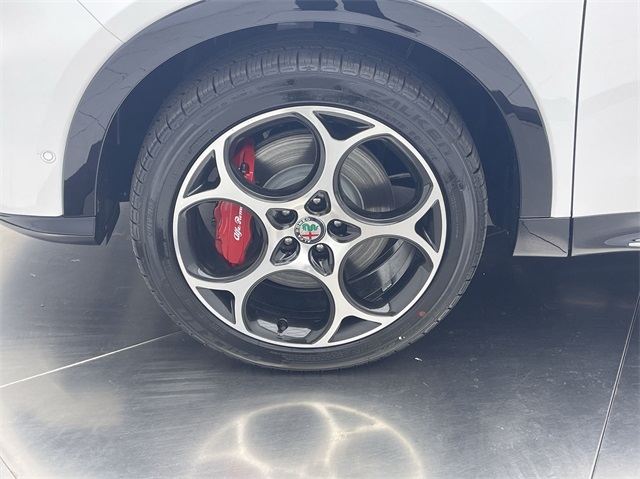 2024 Alfa Romeo Tonale Ti photo 23
