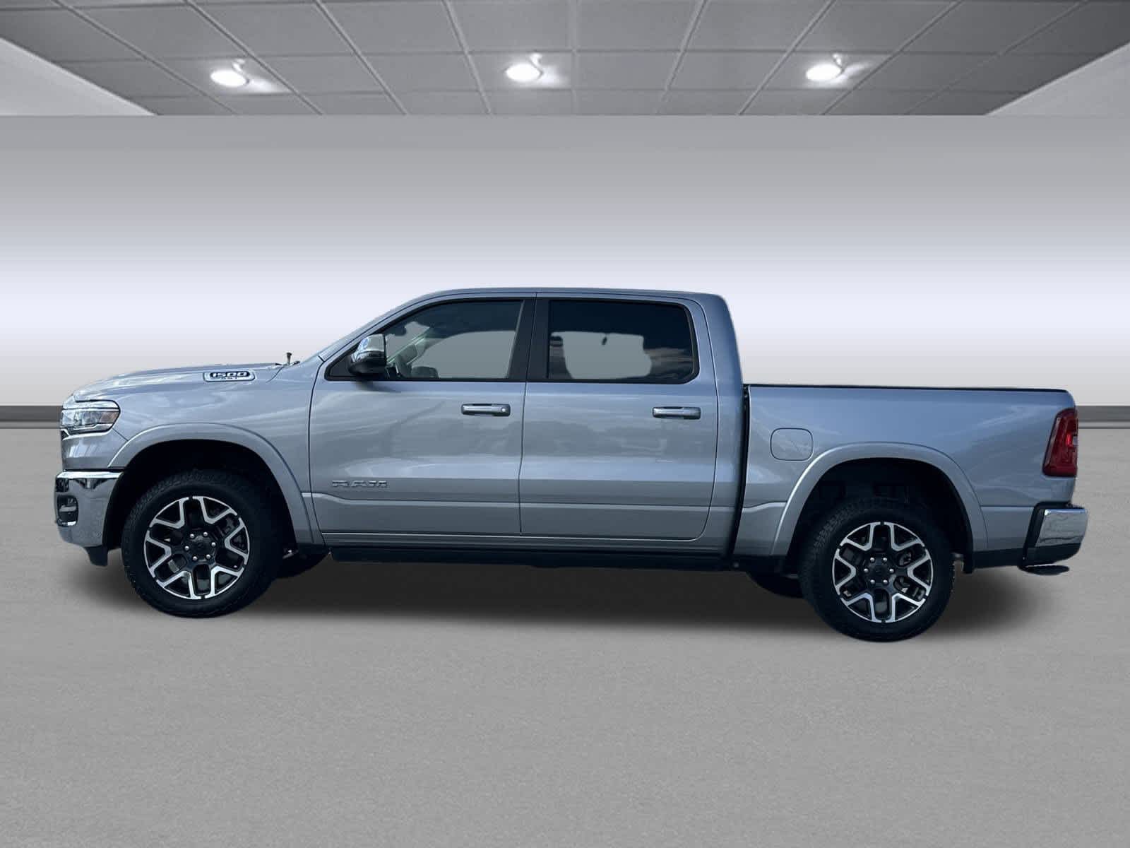 2025 Ram 1500 Laramie photo 4