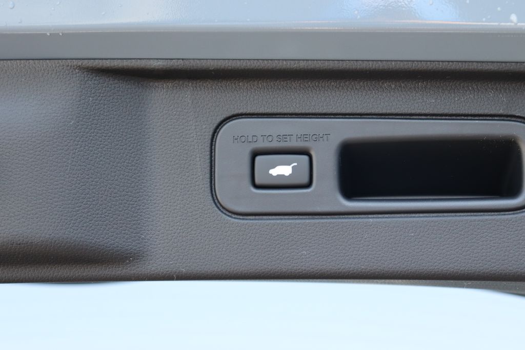 2025 Honda Pilot Black Edition photo 14