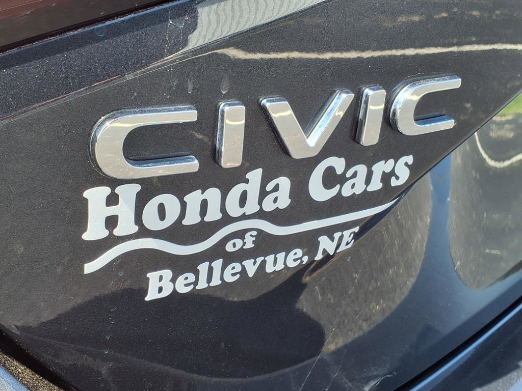 2023 Honda Civic Hatchback LX photo 5
