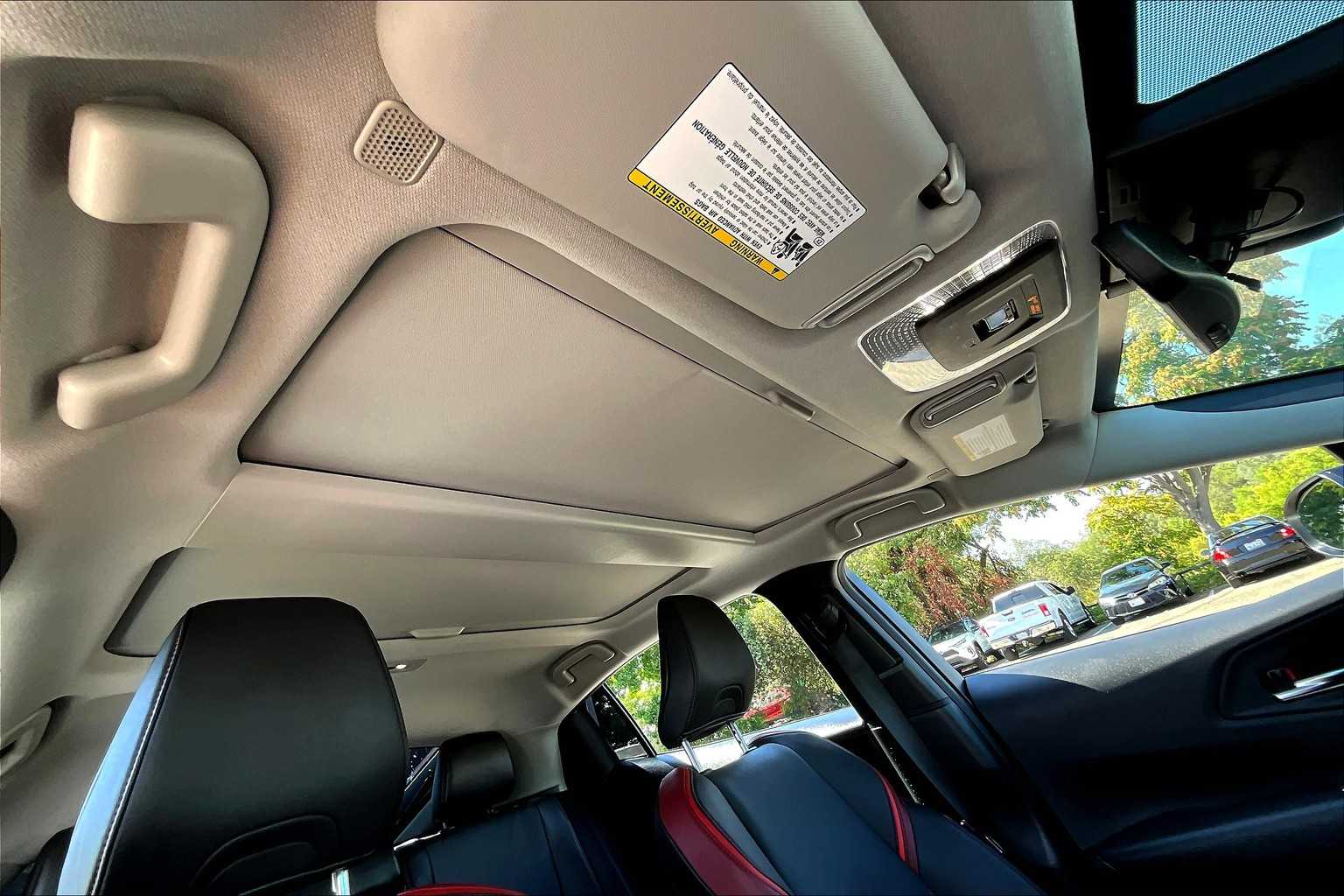 2023 Toyota Prius Prime XSE photo 12