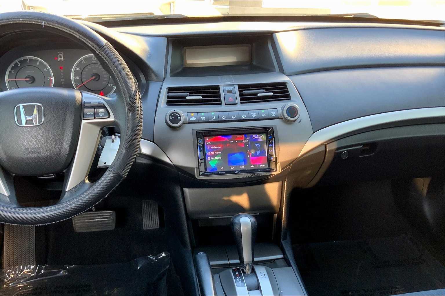 2011 Honda Accord LX-P photo 5