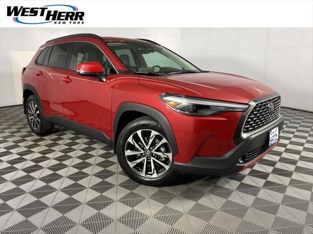 2023 Toyota Corolla Cross XLE's photo