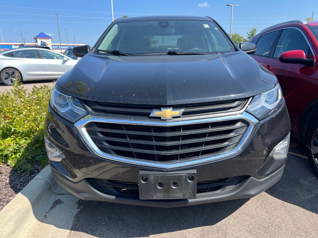 2020 Chevrolet Equinox LT photo 2